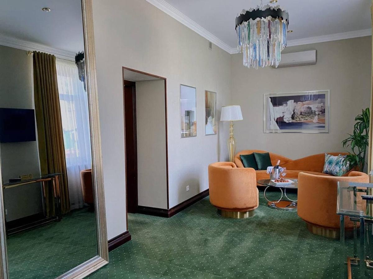 Arcadia Plaza Hotel Odesa Exterior foto