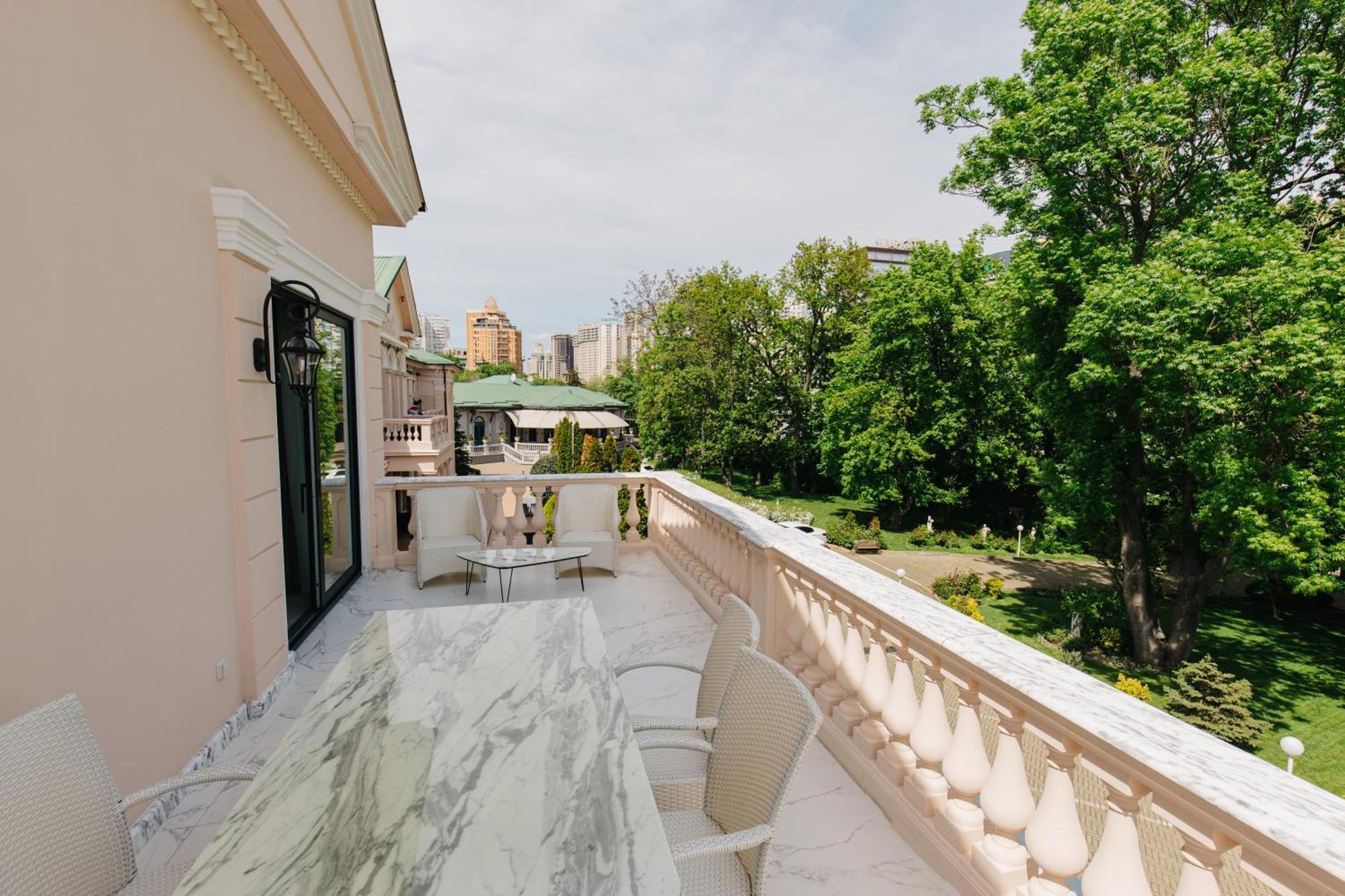 Arcadia Plaza Hotel Odesa Exterior foto