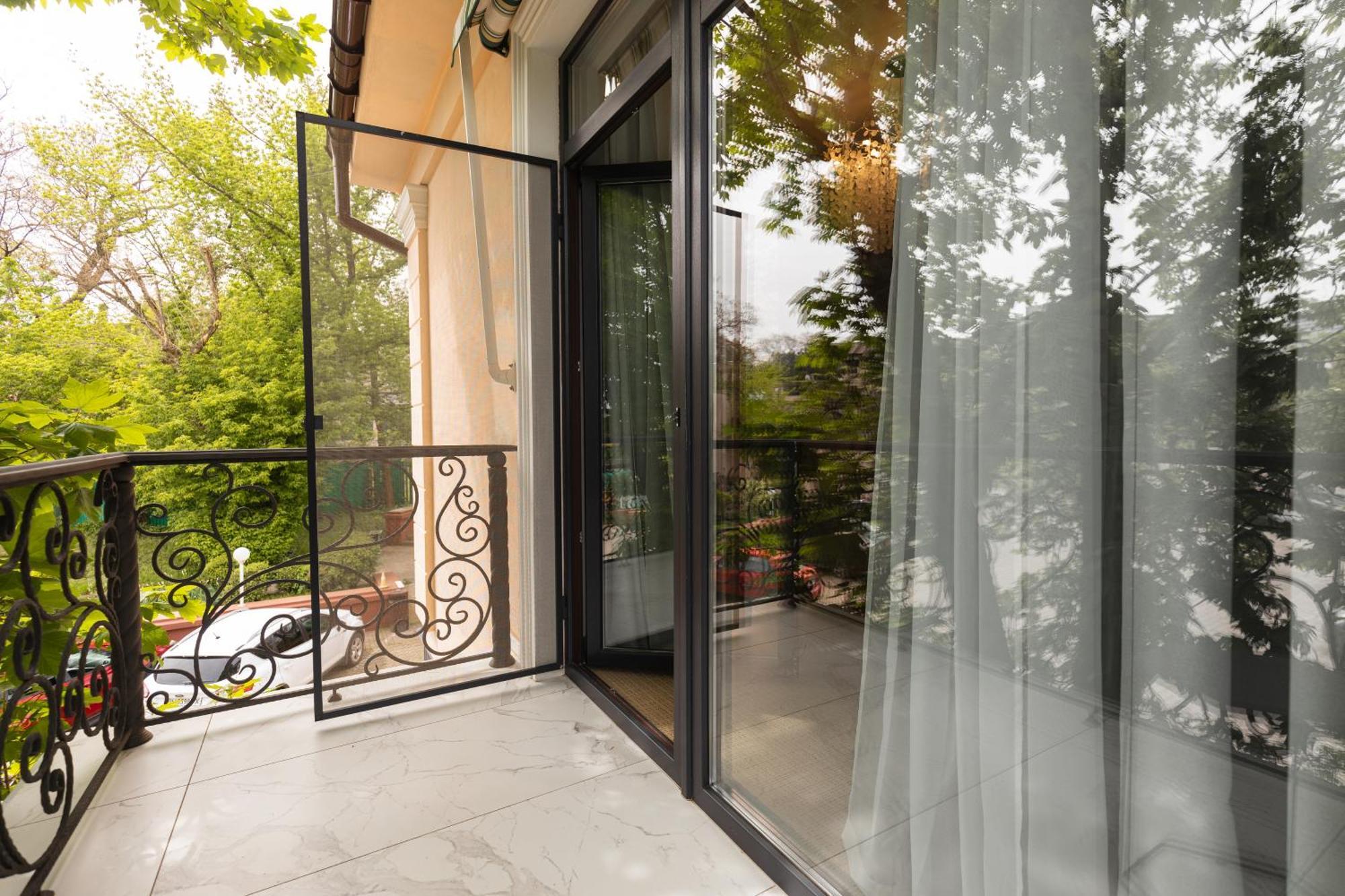 Arcadia Plaza Hotel Odesa Exterior foto