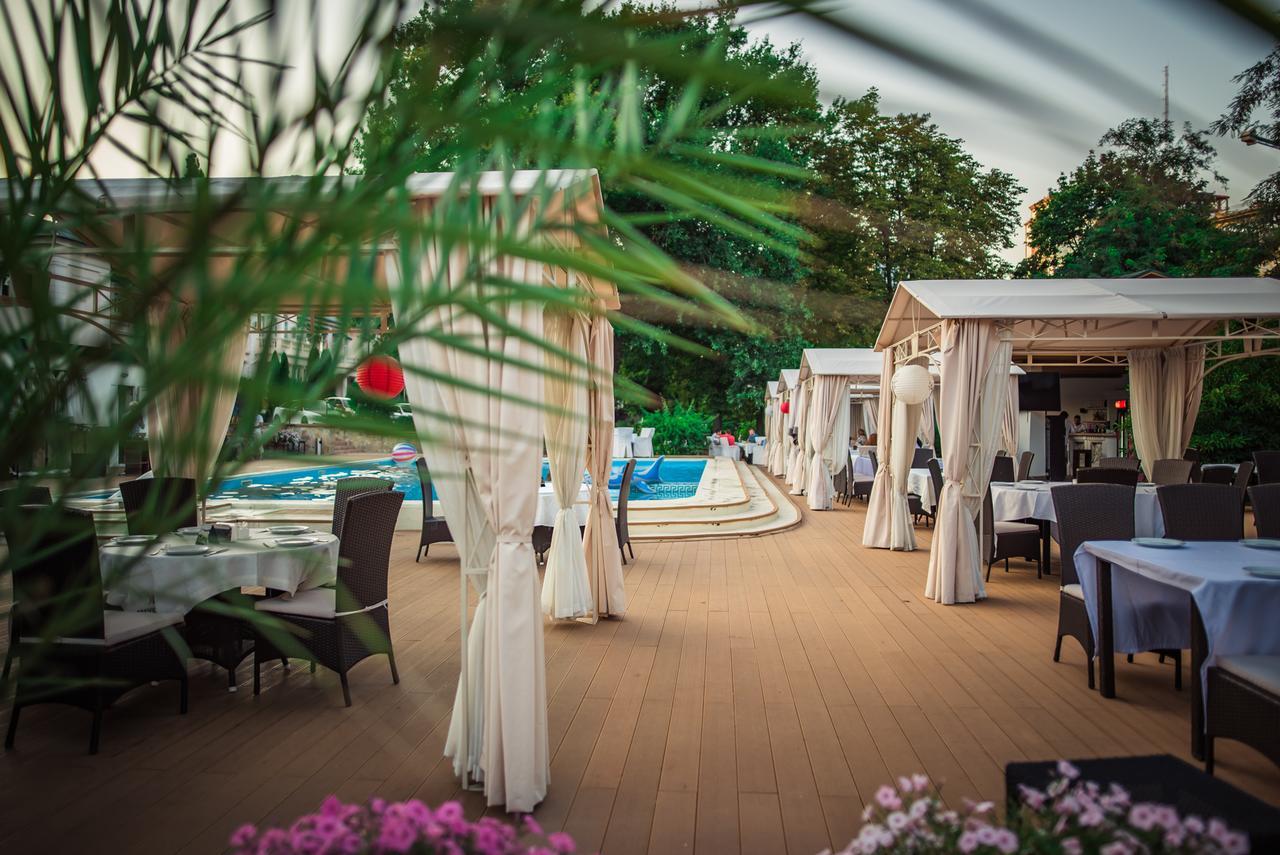 Arcadia Plaza Hotel Odesa Exterior foto